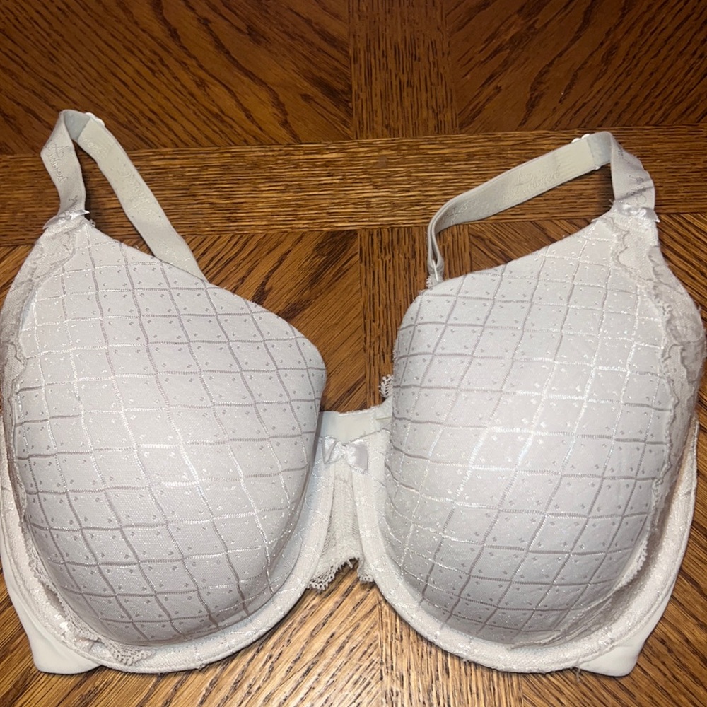 👙White lace and pattern underwire Bra 34DD M&S